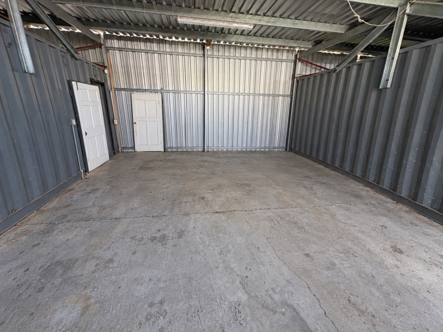Commercial Property for Sale in Vincent Eastern Cape